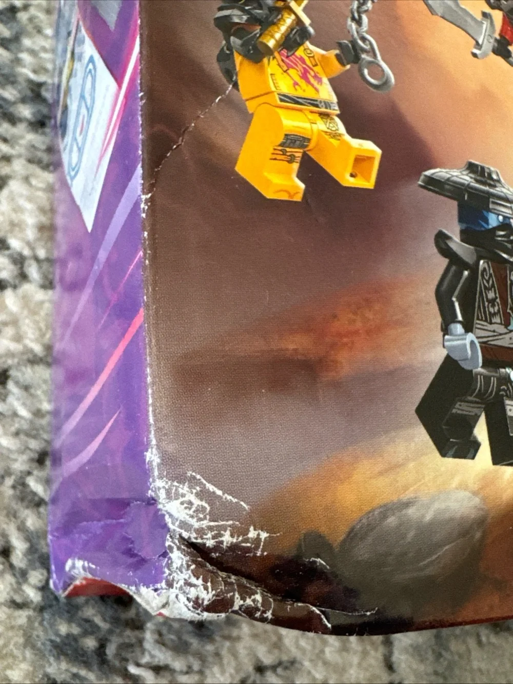 BOX DAMAGE LEGO Ninjago 71832 Thunderfang Dragon of Chaos Dragons Rising 668 Pcs
